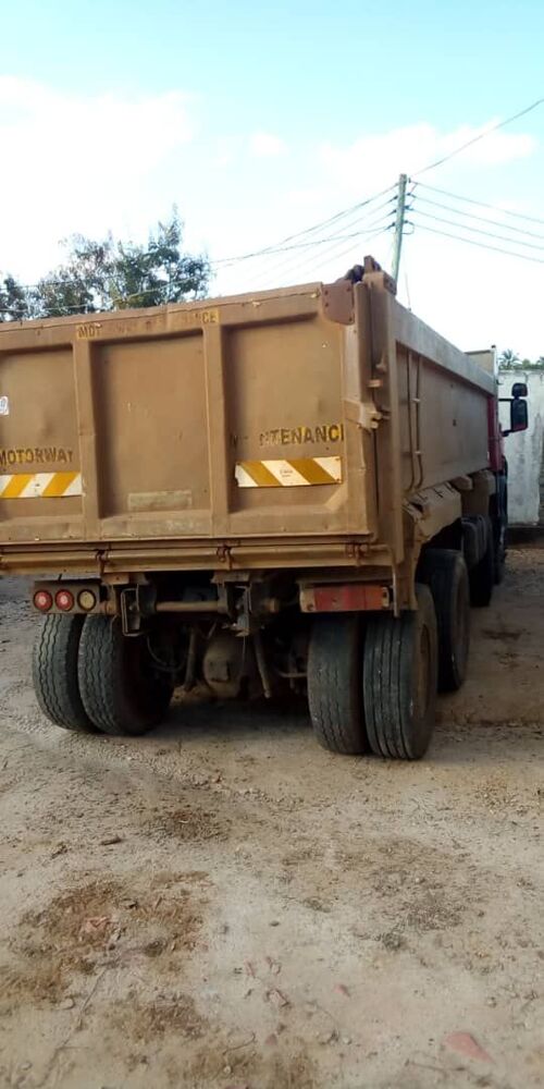 Scania Mende Tipa Tipper Kupatana