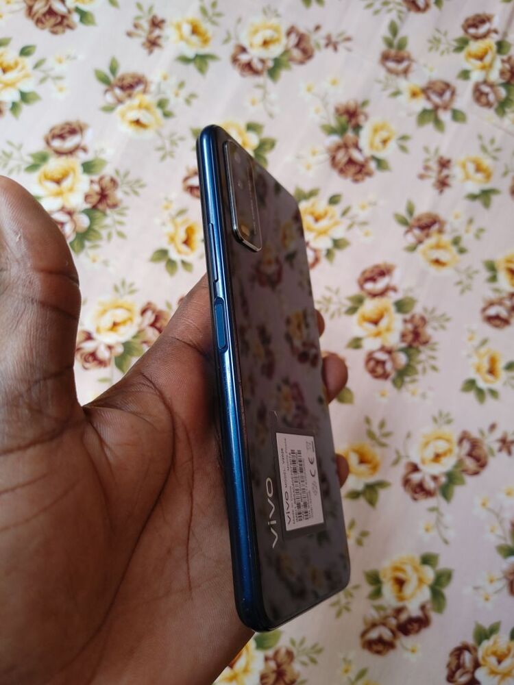 Vivo Y12s Cracked Kupatana