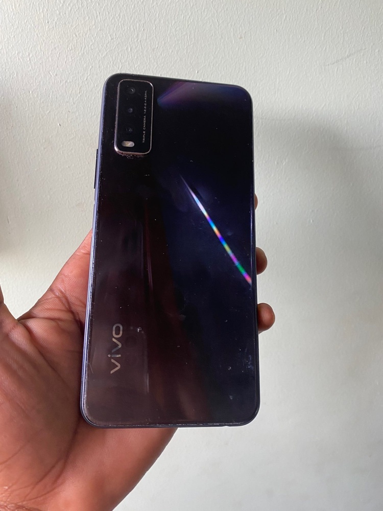 vivo y20i gb