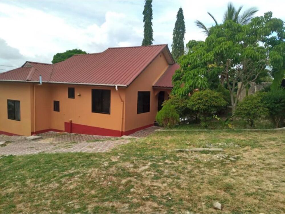 2bed villa at mbezi mwisho tsh 400,000 | Kupatana