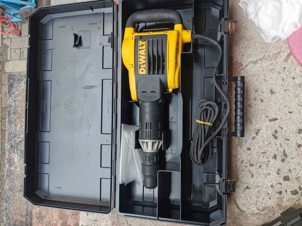 Dewalt jackhammer store price