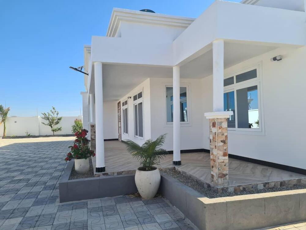 FIVE BEDROOMS HOUSE FOR SALE DODOMA IHUM Kupatana