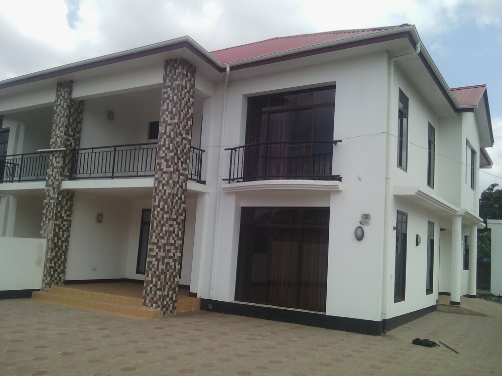 4BEDR.HOUSE FOR RENT AT NJIRO ARUSHA Kupatana