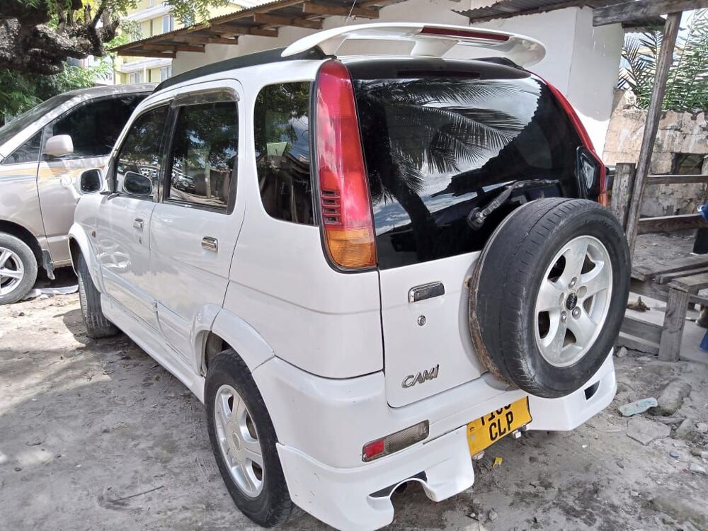 Buy used toyota cami white car in dar es salaam in dar es salaam