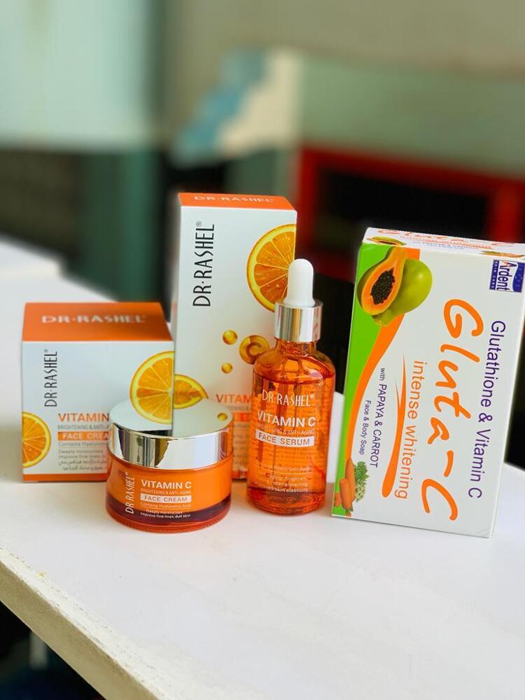 applying glutathione on face The Science Behind Topical Glutathione for Skin Brightening – Chicnutrix