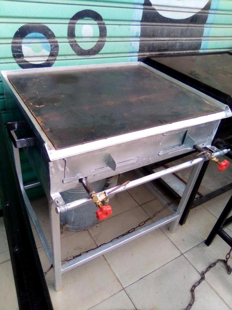 Griddle/Chapati Grill...380,000/= Kupatana