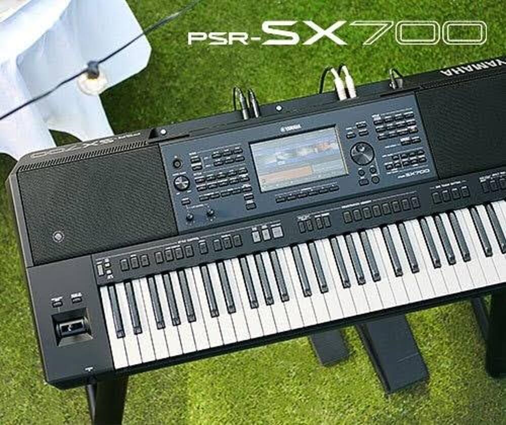 piano yamaha psr sx 700