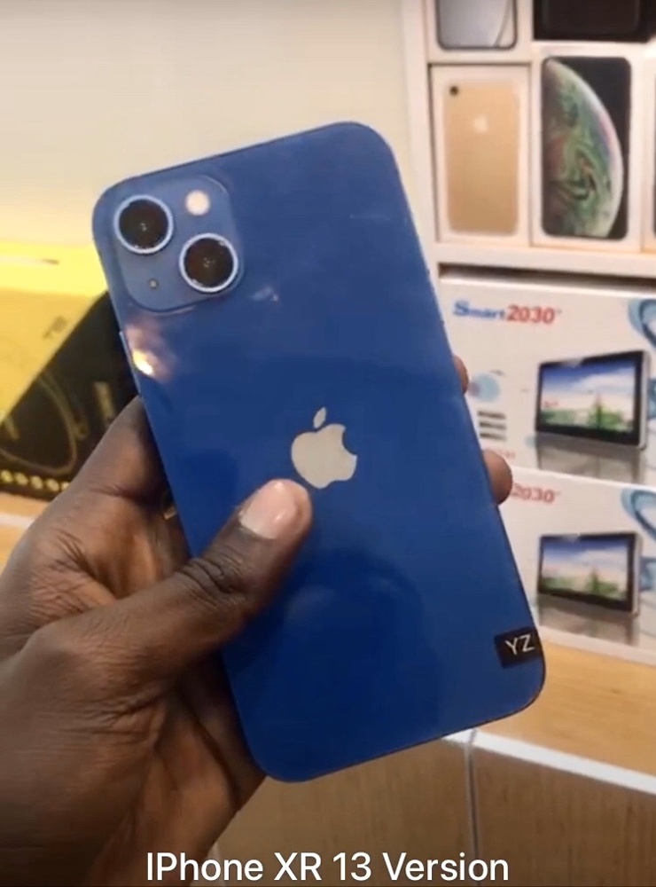 iphone xr 13 version