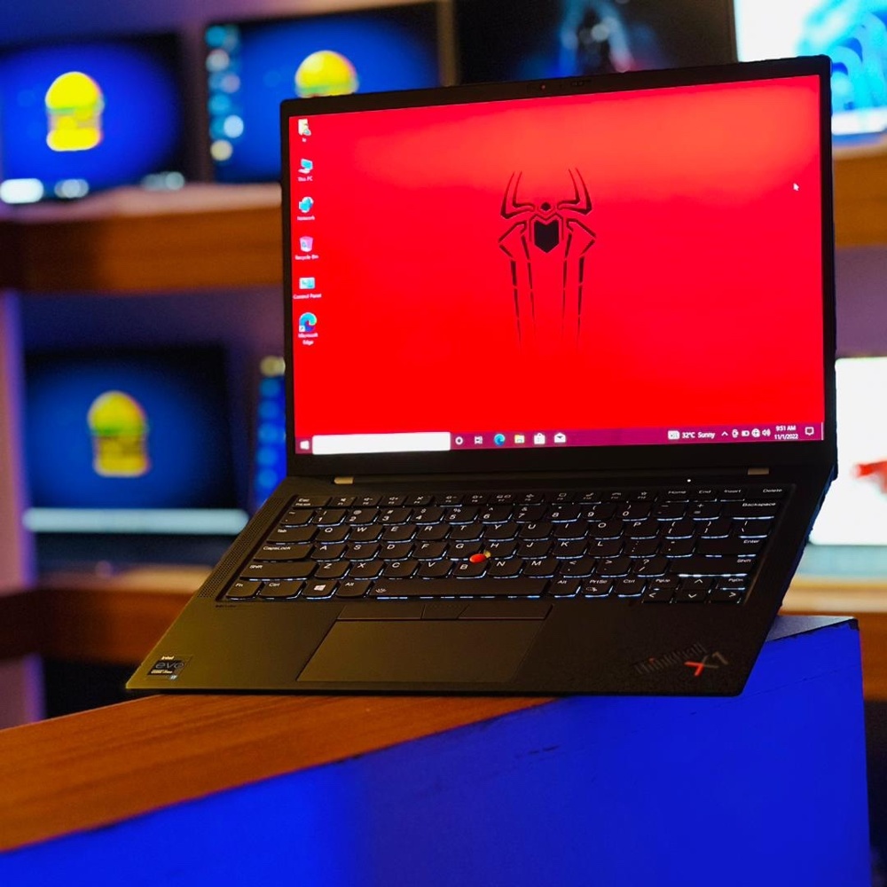 Lenovo ThinkPad X1 Carbon | Kupatana