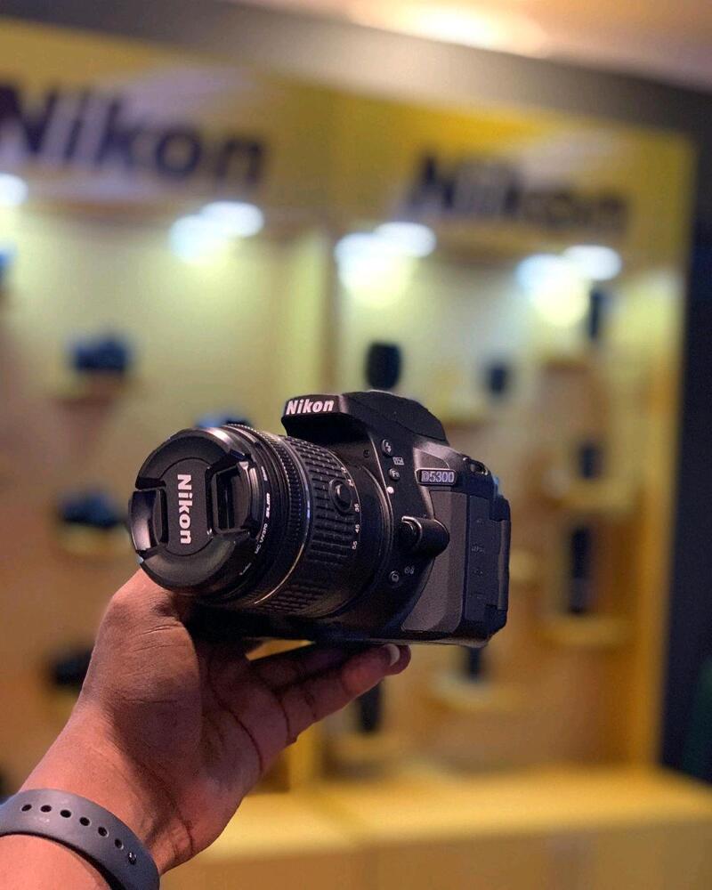 New Nikon D5600 Dslr Camera -24.2mp -full Hd 1080p -wi-fi