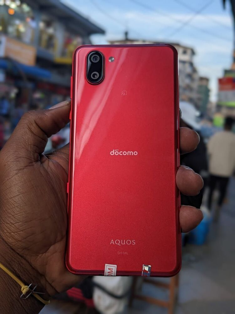 AQUOS R3 Luxury Red 128 GB SIMフリー - スマートフォン本体