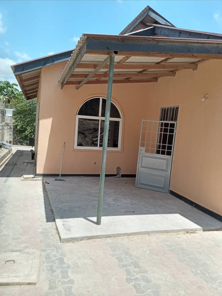 2 bed room house for rent at makongo juu Kupatana