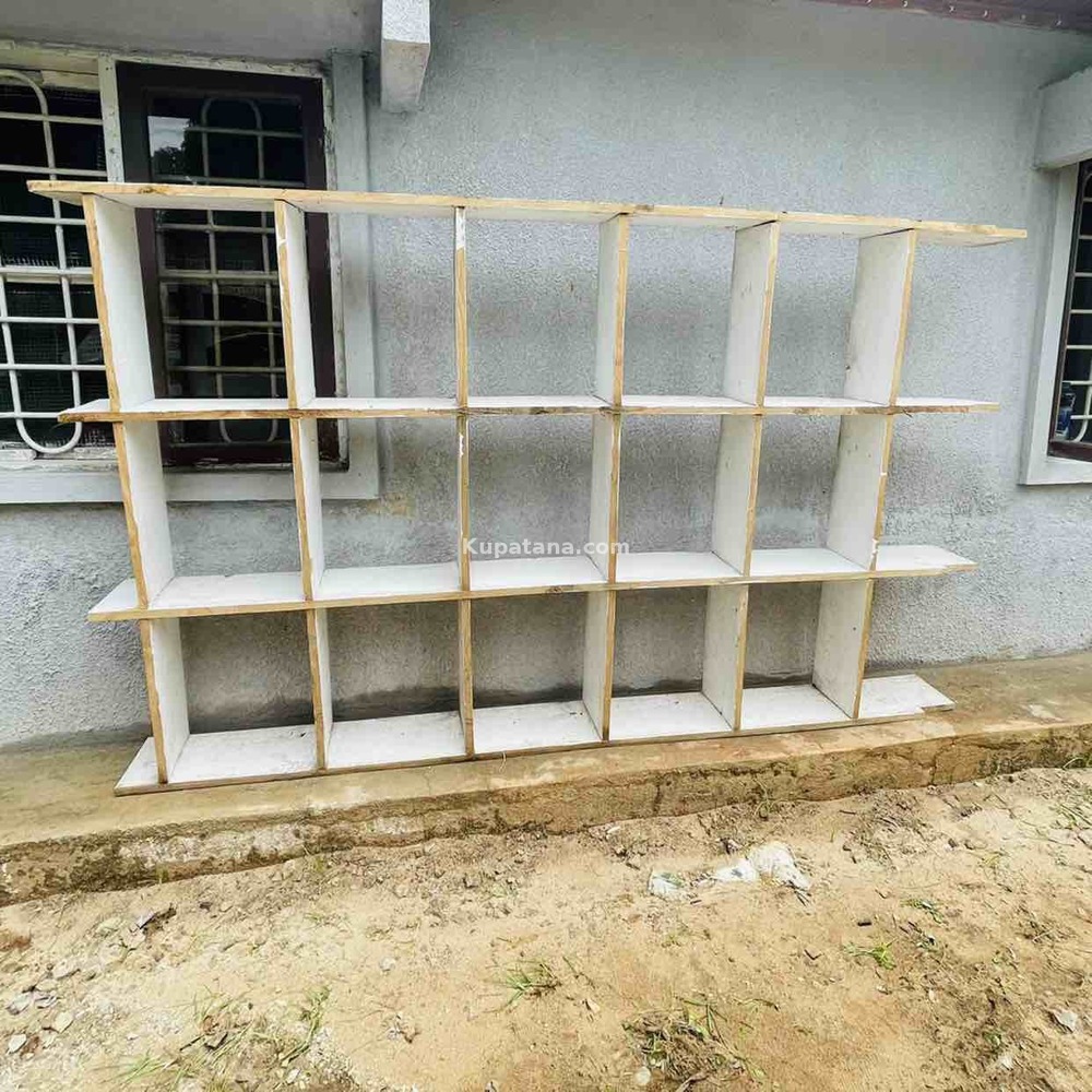 Shelves Za Mbao Zinauzwa Kupatana