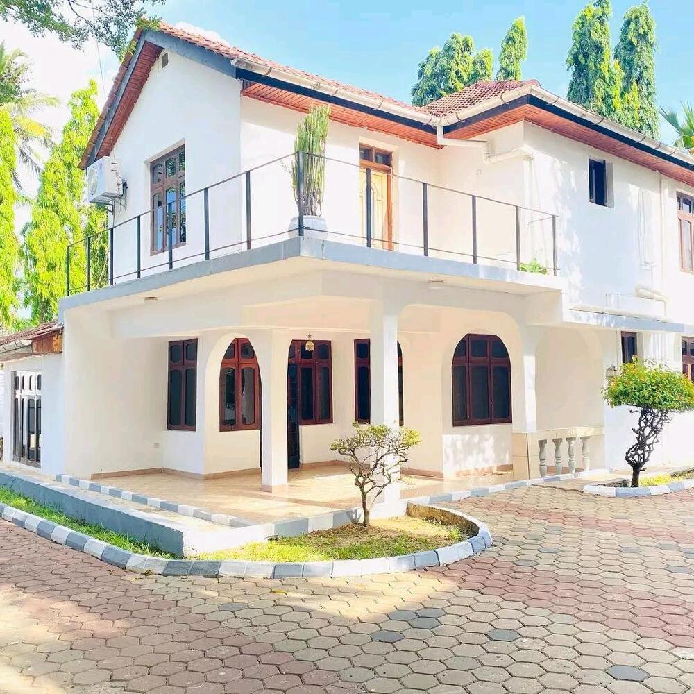 HOUSE FOR SALE AT MBEZI BEACH TANK BOVU | Kupatana