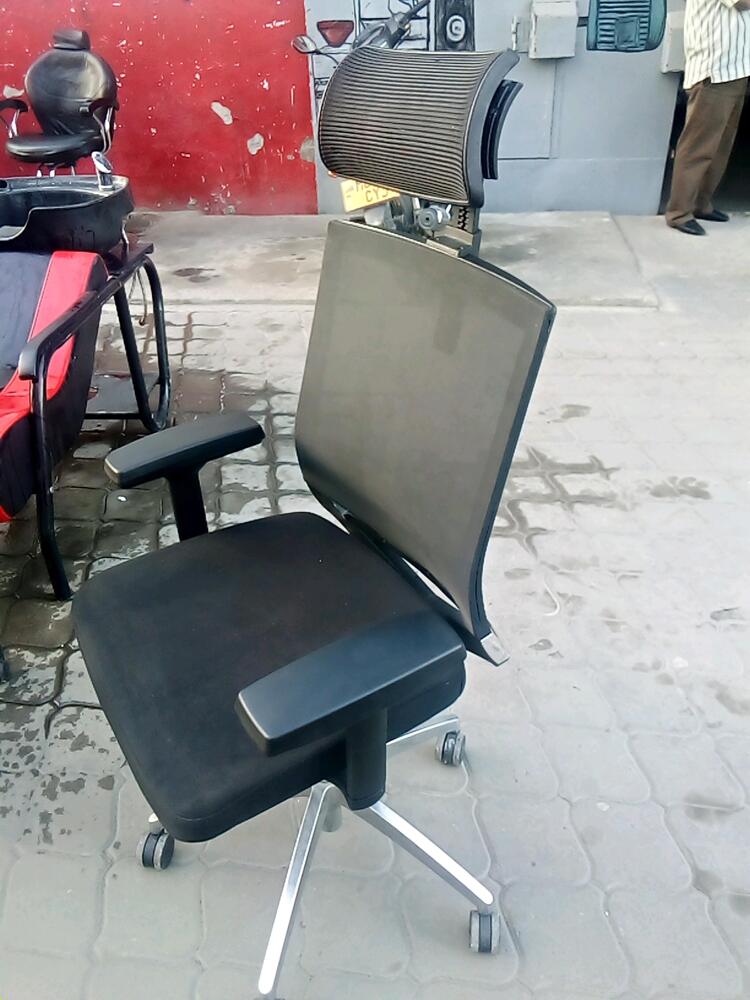 Headrest office chair | Kupatana