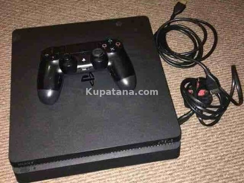 SONY PS4 