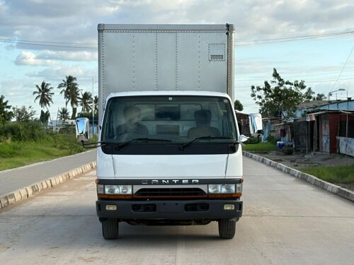 Mitsubishi canter nzuri 