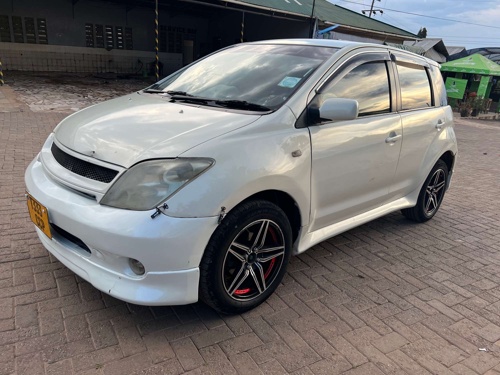 Toyota Ist Nzuri CCP