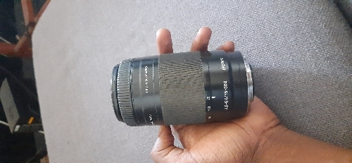 Sony Lens 75-300mm F5.6 Macro