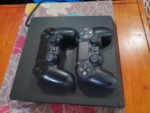 Selling A PS4 Slim