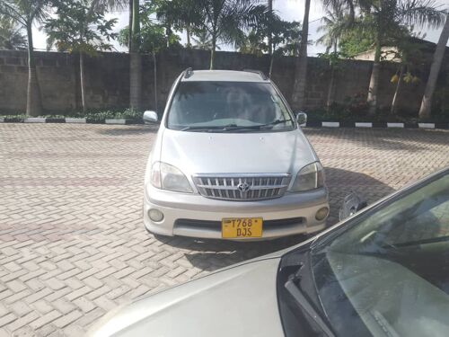 Toyota Nadia 0713095050