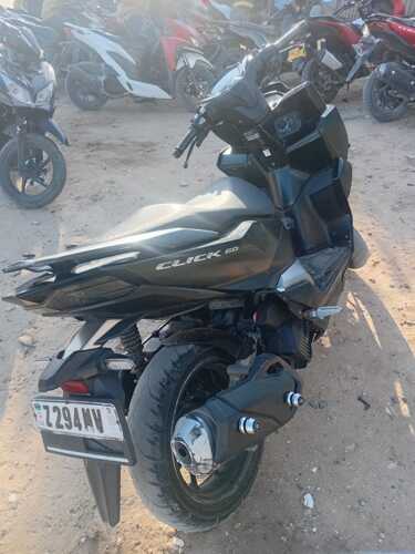 Click160