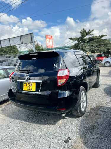 NAUZA TOYOTA VANGUARD 