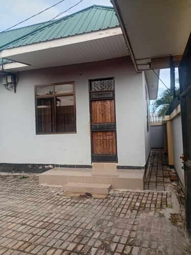 Nyumba apartment inapagishwa 