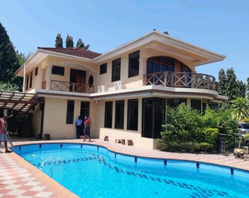 4BEDROOMS STANDALONE HOUSE 4RENT AT MASAKI