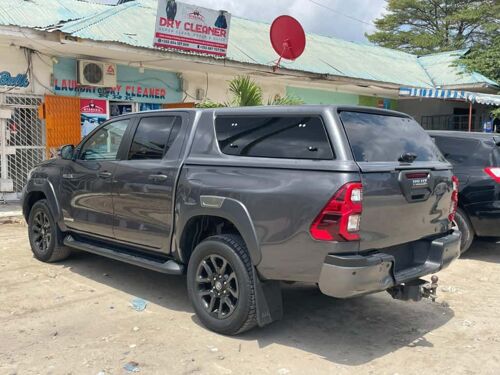 2022 Toyota Hilux double cabin