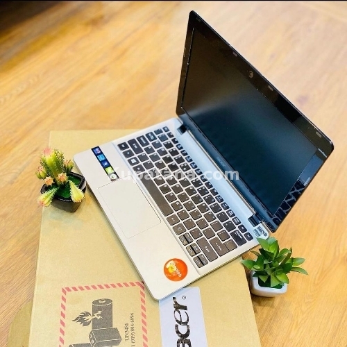 Acer ASPIRES E 11