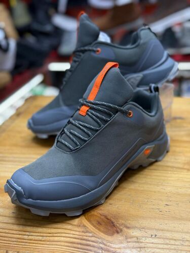 Waterproof men shoes