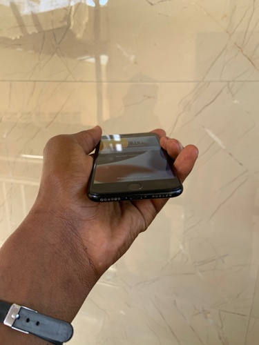 IPHONE 7 PLAIN GB32 FINGER Ipo