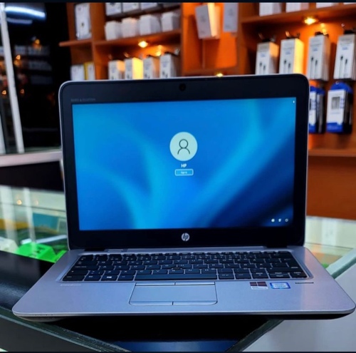 HP 820 G3