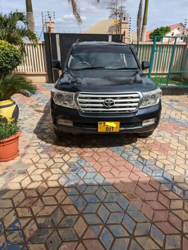 Land Cruiser GX v8