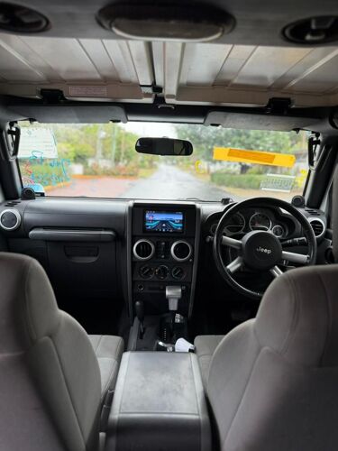 Jeep Wrangler Gari Nzuri Sana 