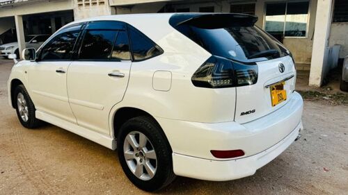 Toyota Harrier Kali sana