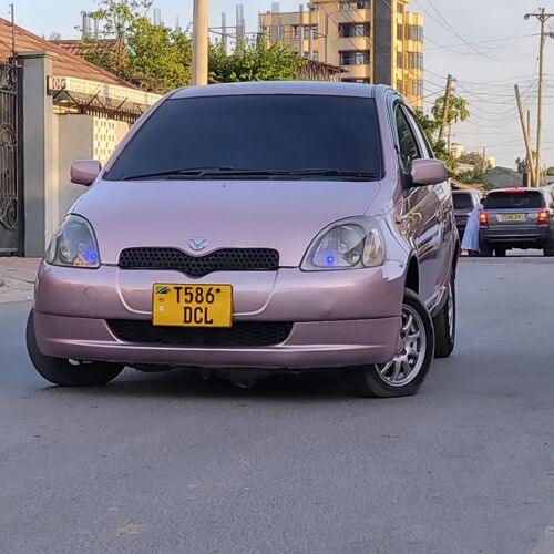 NAUZA TOYOTA VITZ 