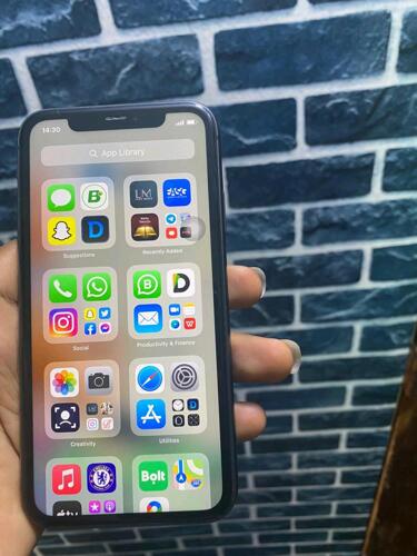 IPHONE 11