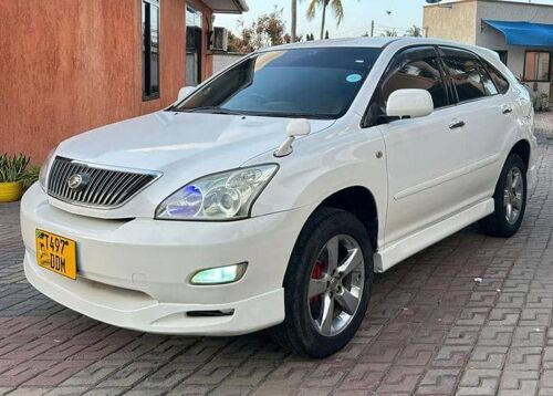 NAUZA TOYOTA HARRIER 