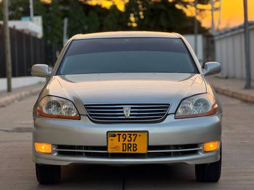 NAUZA TOYOTA MARK 2 GRANDE