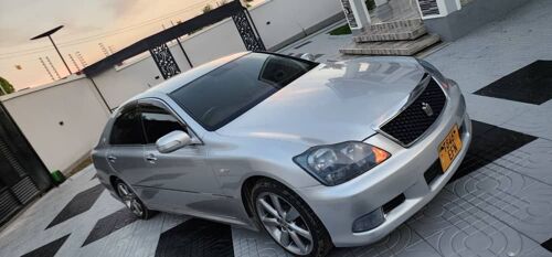 Toyota Crown Athlete EFN