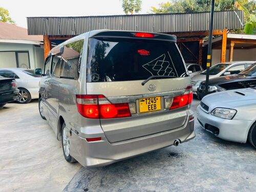 Alphard Nzuri 