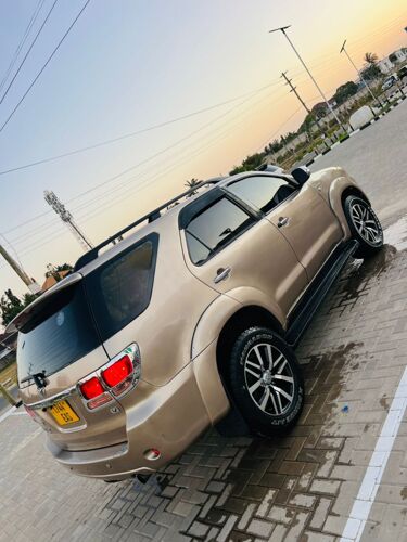 Toyota fortuner