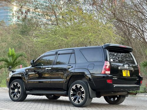 Toyota hilux surf 