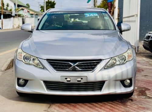 Toyota mark X 2012