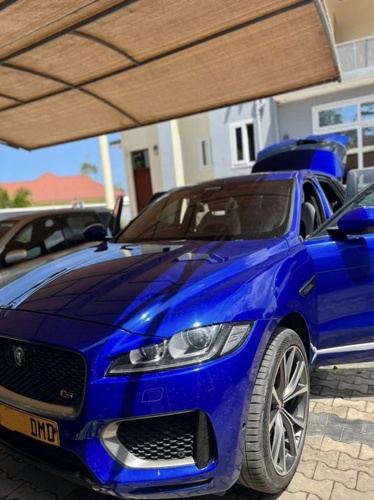Jaguar F pace
