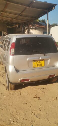 Suzuk Swift inauzwa 4.5
