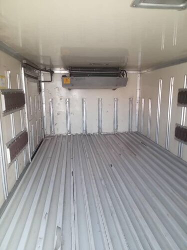 Mitsubishi Canter ya Friji 