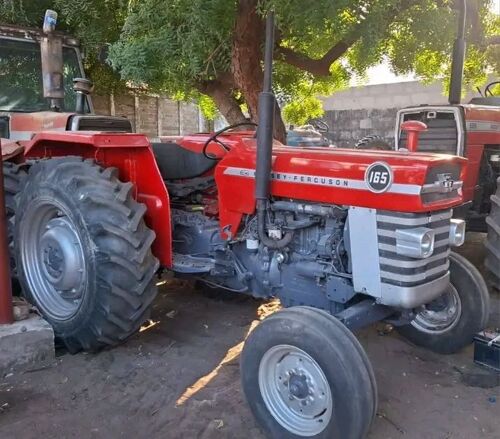 TRACTOR MASSEY BEI ML20 